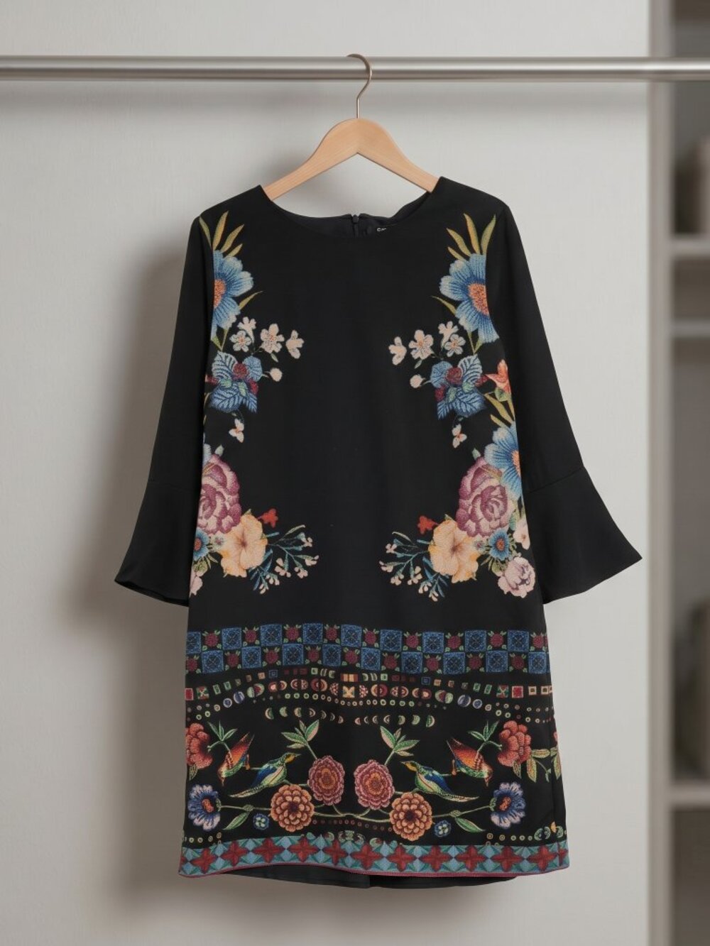 Desigual Black Floral Print Shift Dress Boho Tunic Bell Sleeve Size 36 US Small